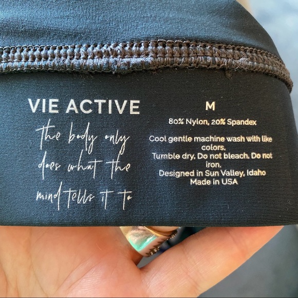 VIE ACTIVE LOLA SPORTS BRA - Picture 7 of 7